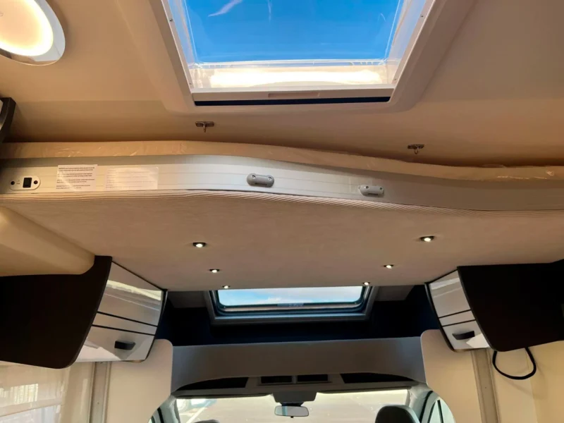Autocaravana Mclois MC4 373 - Imagen 12