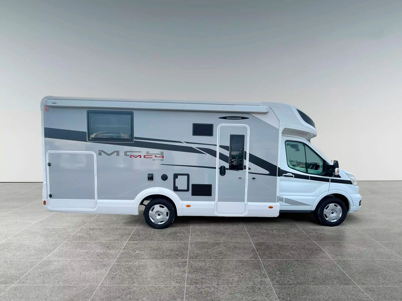 mclouis-379-1
